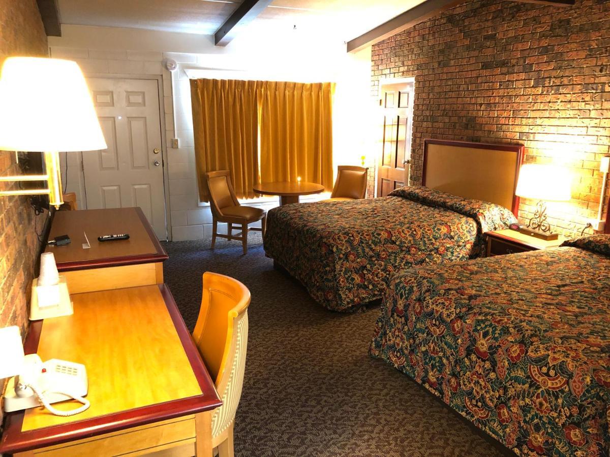 Dunes Hotel